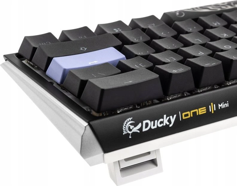 Ducky One 3 Classic Juodas/Baltas Mini žaidimų klaviatūra, RGB LED – MX-Speed-Sidabrinis US išdėstymas