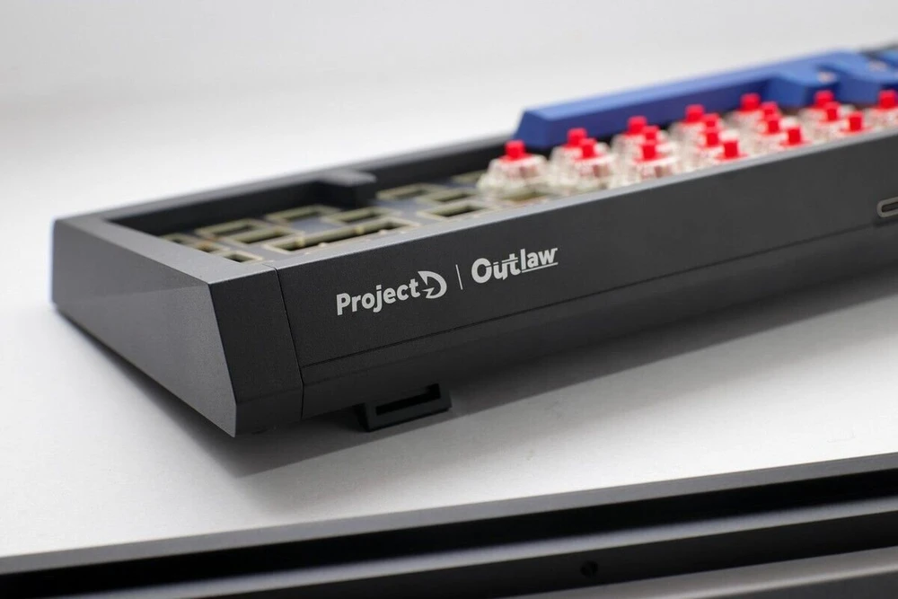 Ducky Outlaw 65 žaidimų klaviatūra, Barebone – juodas ISO išdėstymas