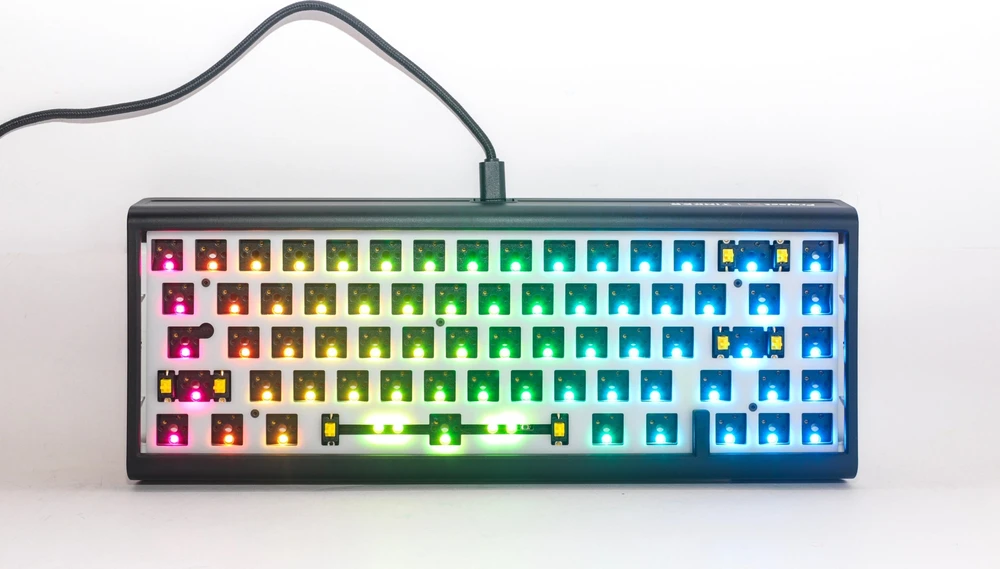 Ducky Tinker 65 Barebone Klaviatūra žaidimams, RGB - juodas (ISO-DE)