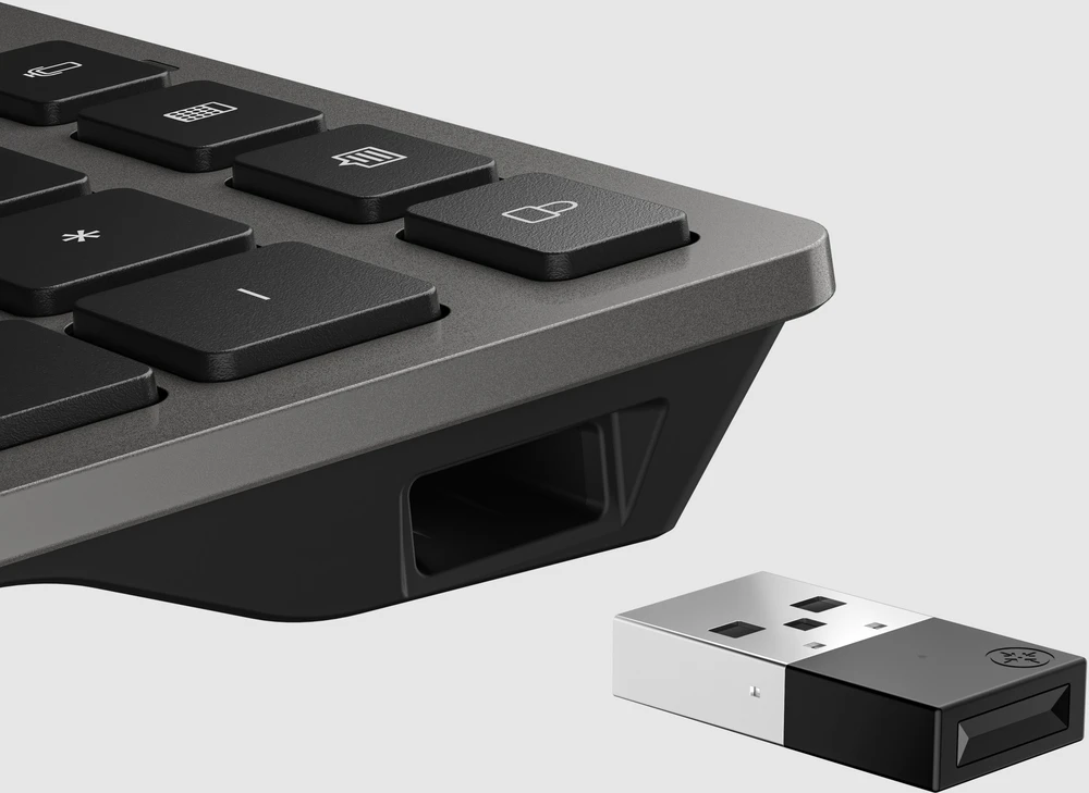 HP 720 Įkraunama belaidė klaviatūra, skirta įvairiems įrenginiams, pilno dydžio (100 %), belaidė, USB + „Bluetooth“, mechaninė, QWERTY, juoda