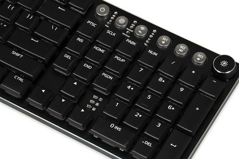 IBOX Aurora K-6 LED su laidu/wireless Mechaninė klaviatūra