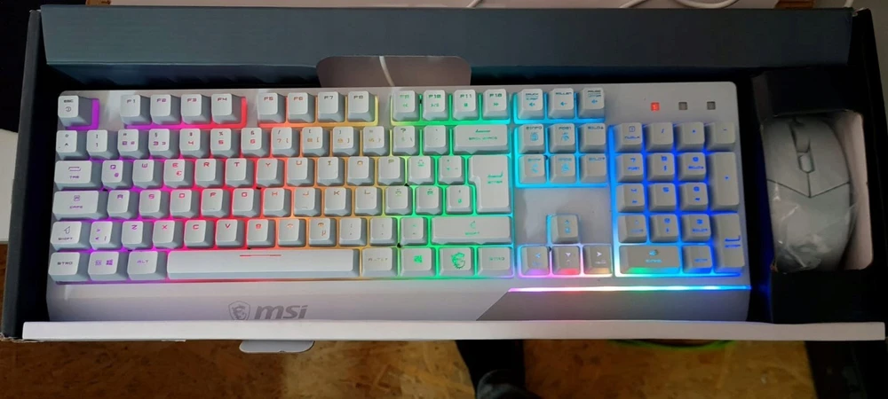 MSI Žaidimų klaviatūra Vigor GK30 Gaming Combo, Baltos spalvos (su pele)