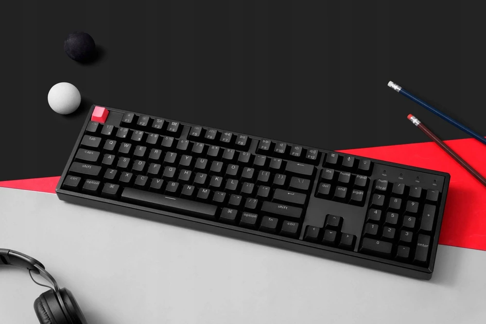 Klaviatūra žaidimams Keychron K10 V2 Keychron Super Raudona belaidė mechaninė su pašvietimu juoda