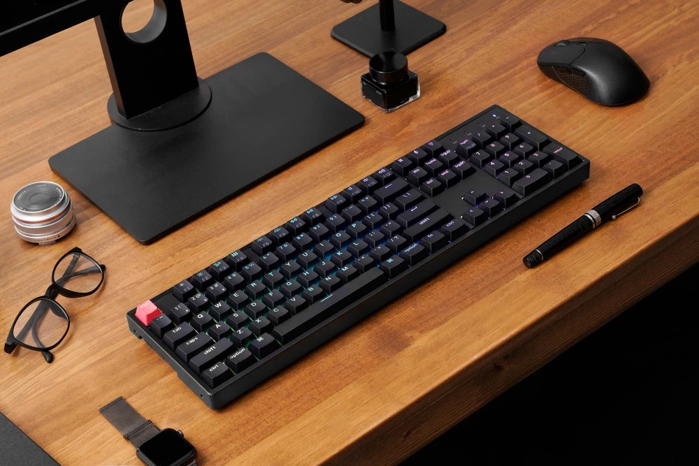 Klaviatūra žaidimams Keychron K10 V2 Keychron Super Raudona belaidė mechaninė su pašvietimu juoda