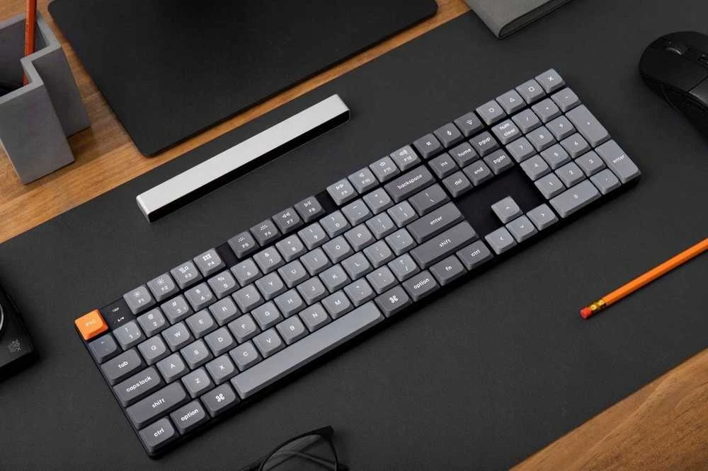 Klaviatūra žaidimams Keychron K5 Max Gateron Brown (Low Profile) belaidė mechaninė su pašvietimu szaro-juoda