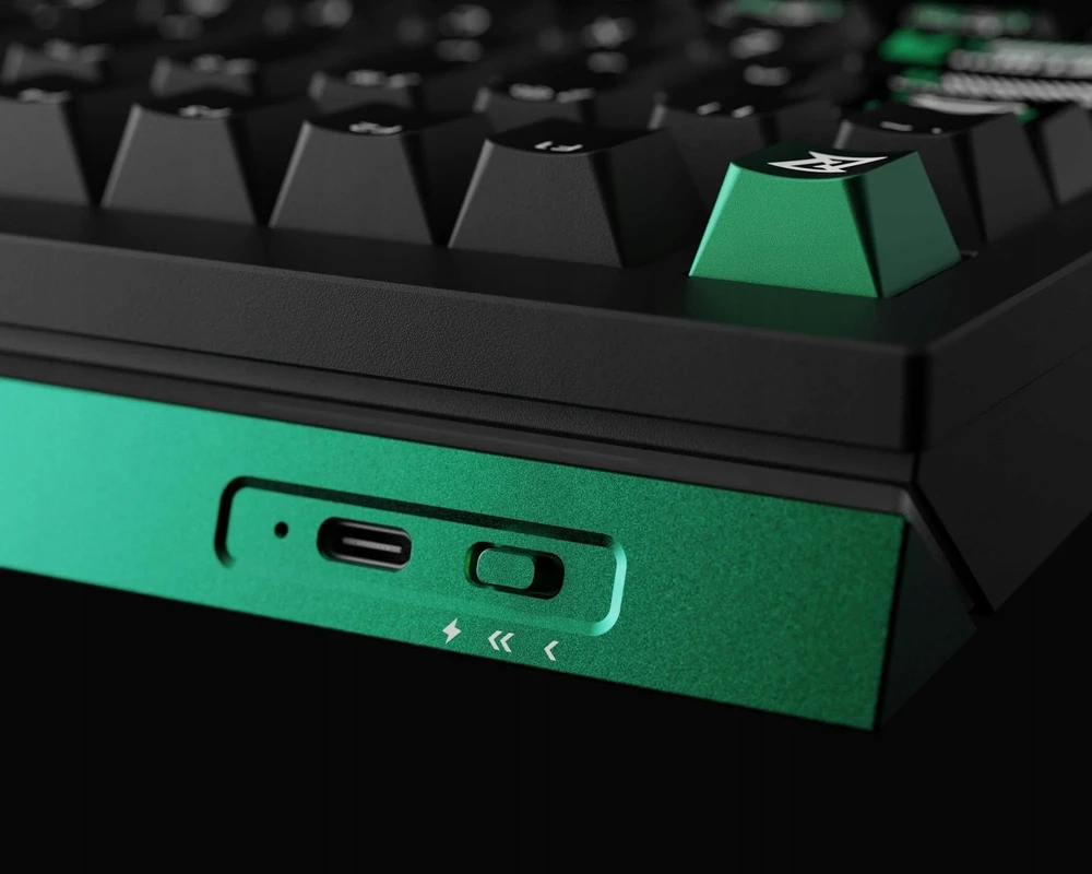 Klaviatūra žaidimams Keychron L5W-W1 Lemokey Ultra-fast Lime Magnetic Switch su laidu magnetyczno-mechaninė su pašvietimu juoda