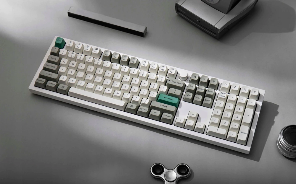 Keychron Q6 Max 100% belaidė mechaninė klaviatūra (Q6M-P4)
