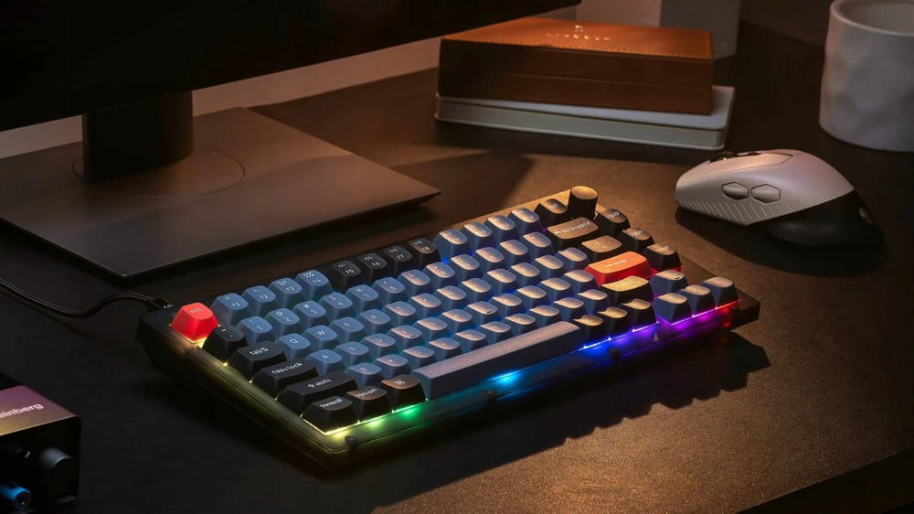 Keychron V1 Max – US išdėstymas – Gateron Banana Switches – Belaidė Žaidimų Klaviatūra