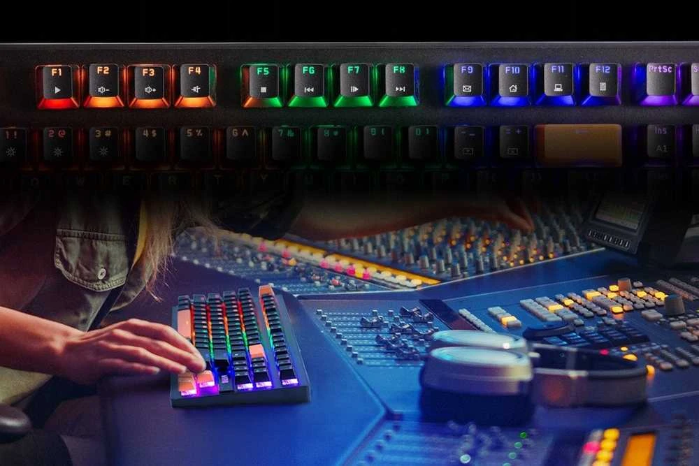 Marvo KG901C TKL 80% laidinė mechaninė klaviatūra su RGB (US, Mėlyna switch)