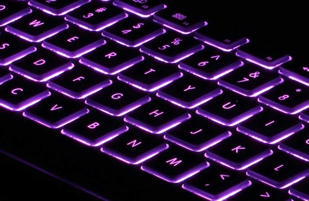 Klaviatūra Matias FK308 su laidu 80% (TKL) su pašvietimu juoda