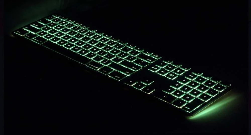 Matias Klaviatūra aliuminio Mac apšvietimas RGB Sidabrinis