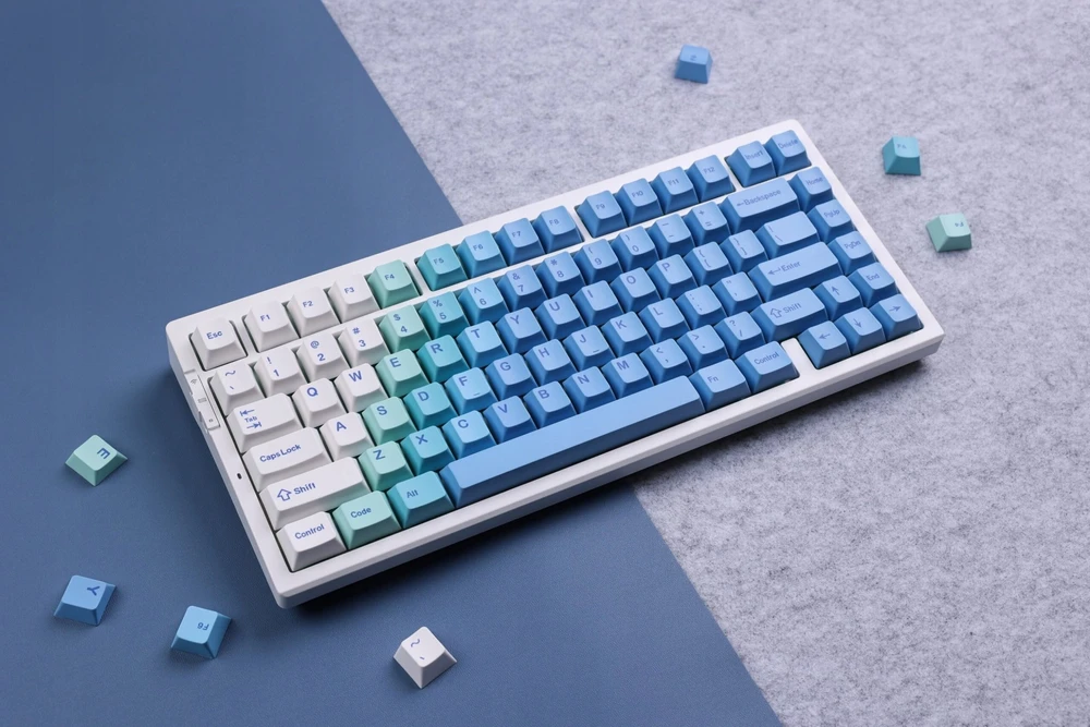 [[KEEP0]]MCHOSE G75 belaidė mechaninė klaviatūra | JAV išdėstymas | Matcha Latte Switch V2 jungikliai | 2,4 GHz, BT | Arktinio sniego balta