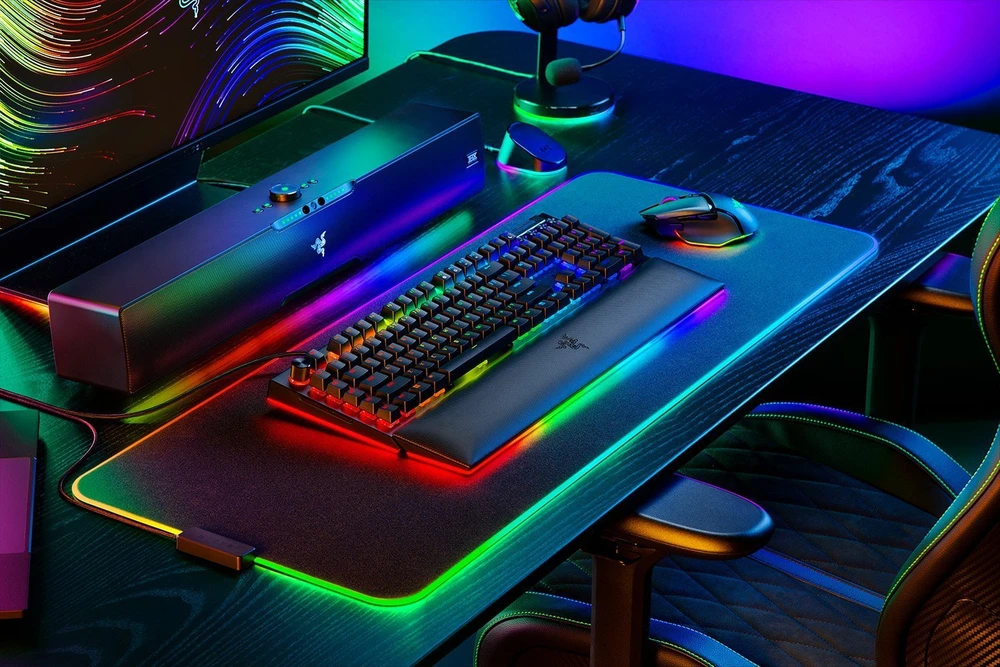 Razer BlackWidow V4 Pro Klaviatūra žaidimams, Žalias Switch, USB, DE išdėstymas