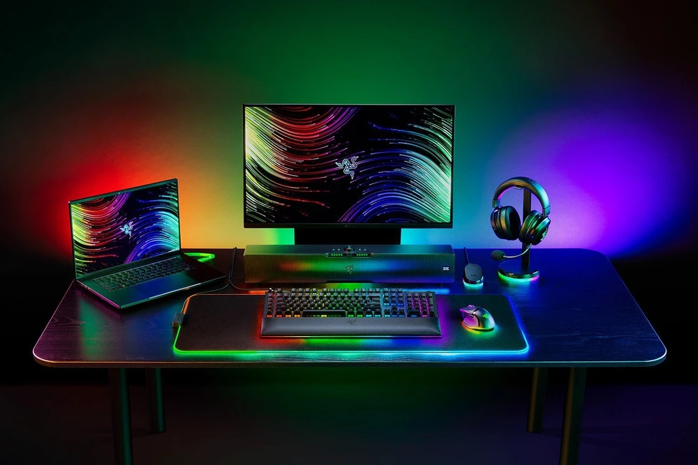 Razer BlackWidow V4 Pro Klaviatūra žaidimams, Žalias Switch, USB, DE išdėstymas