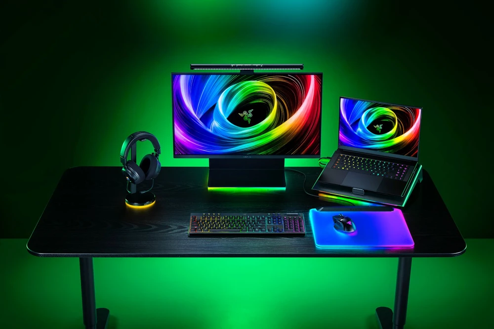 Razer | BlackWidow V4 Low-Profile HyperSpeed | Klaviatūra | Wireless | US | Bluetooth | Žalias Switches | Juodas