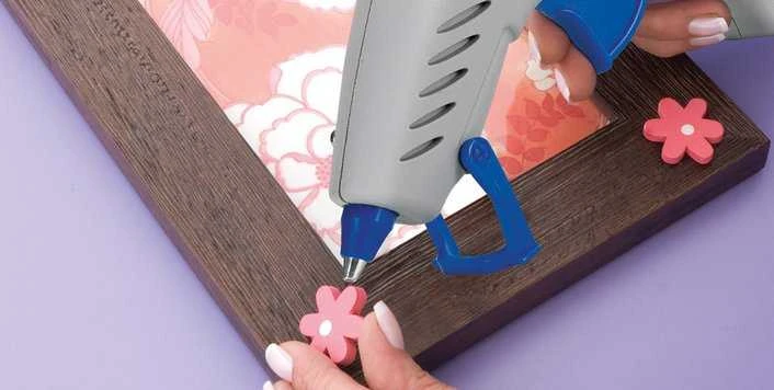 Klijų pistoletas Dremel 930 (930-18 Hobis)