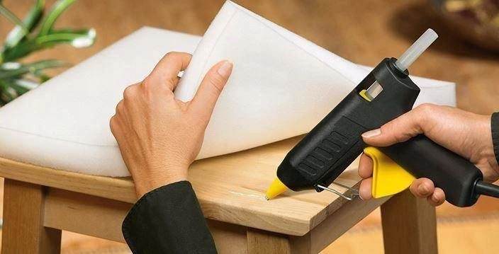 Pattex klijų lazdelės 11 mm x 200 mm, balta, 25 vnt.