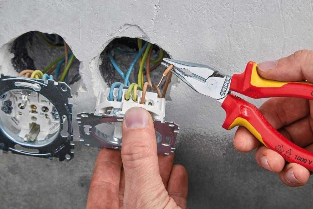 KNIPEX adatos ir nosies kombinuotos replės
