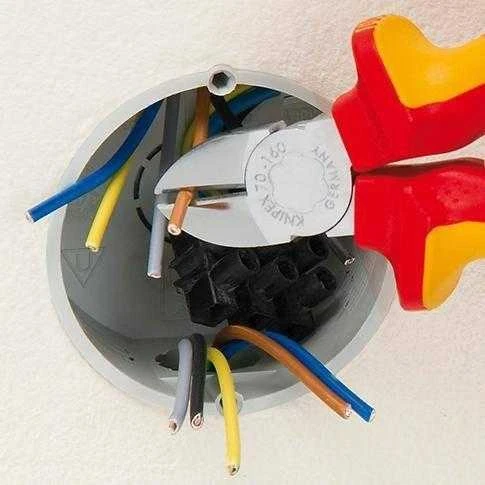 KNIPEX Seitenschneider su Befestigungsöse