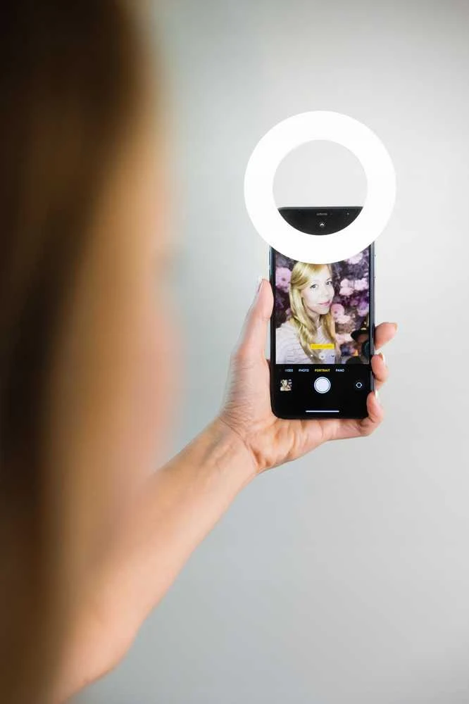 Kodak LED Ring Light Mini 4'' RM001 balta