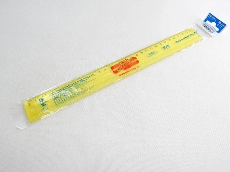 Liniuotė Koh-I-Noor, plastikinė, skaidri, 30 cm 1225-002