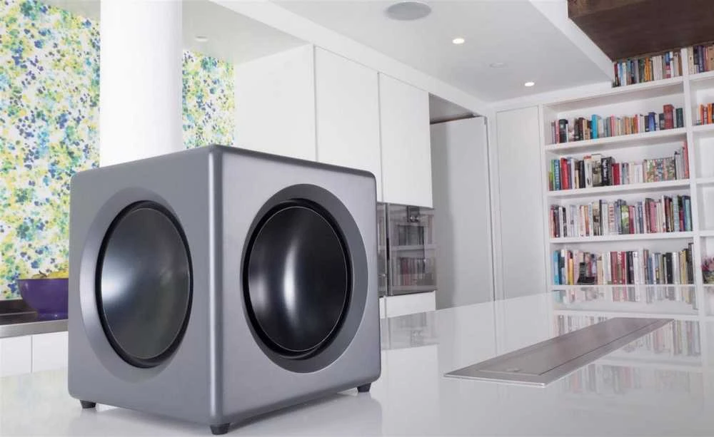 Aktyvi žemųjų dažnių kolonėlė Wavemaster FUSION, 125 W, Juoda