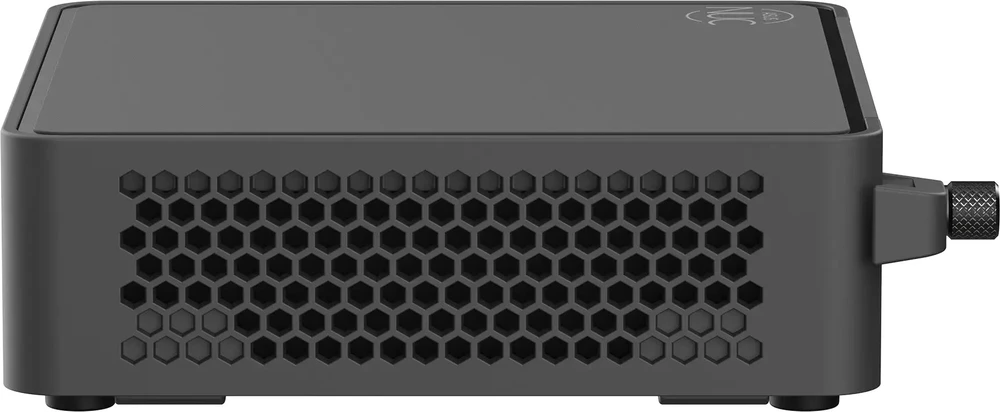 ASUS NUC 15 Pro Juodas 225H