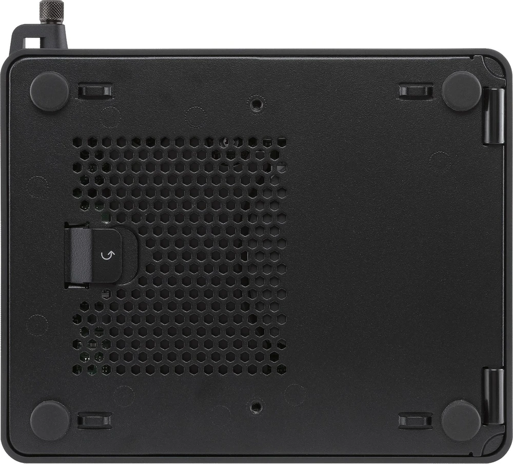 Komputer Asus ASUS NUC 16 Pro RNUC16GDKV760002 Juodas 366H