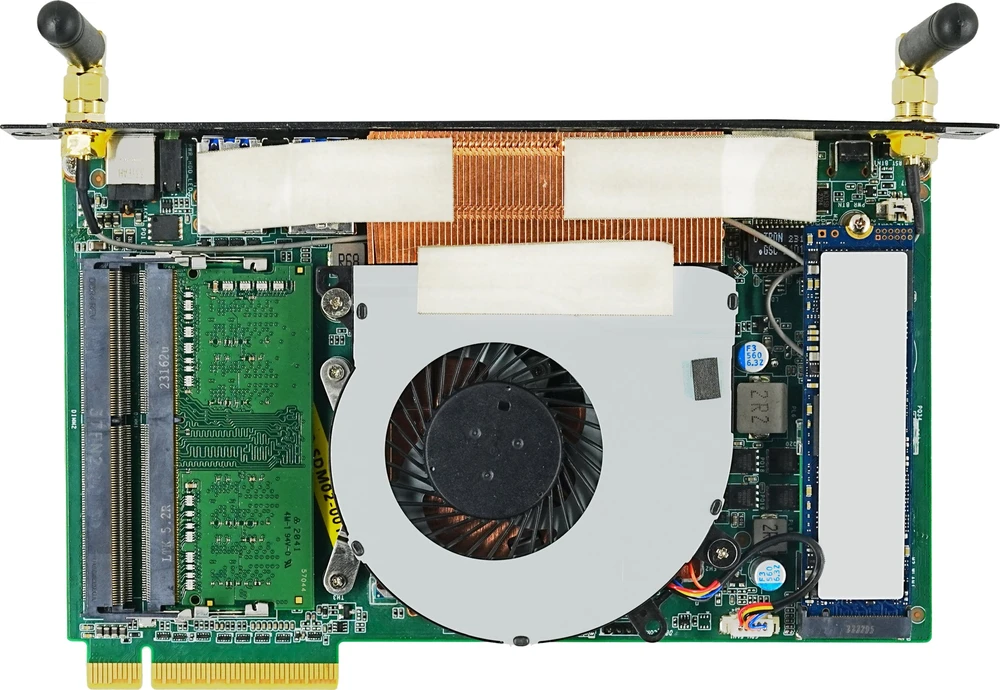 Stacionarus kompiuteris Iiyama SDM-L SLOT PC-MODULE INTEL CORE - I3-1220P INTEL UHD GRAPHICS 8GB