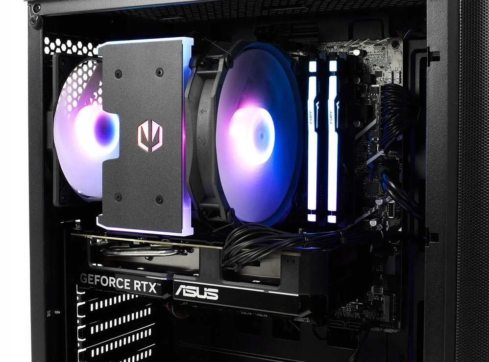 Infinity X714 [C26] i7 | RTX 5060 Ti 16GB | 64GB | 2TB | W11H