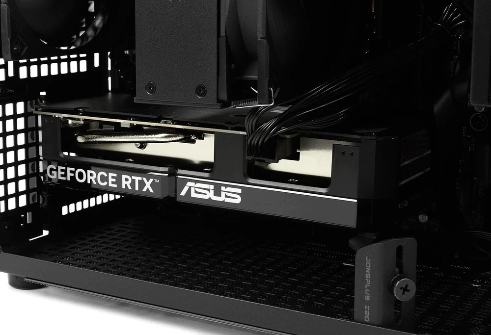 Stacionarus kompiuteris Lenovo Level PRO [H16] Ultra 5 | RTX 5060 Ti 16GB | 64GB | 2TB+4TB | W11 Pro