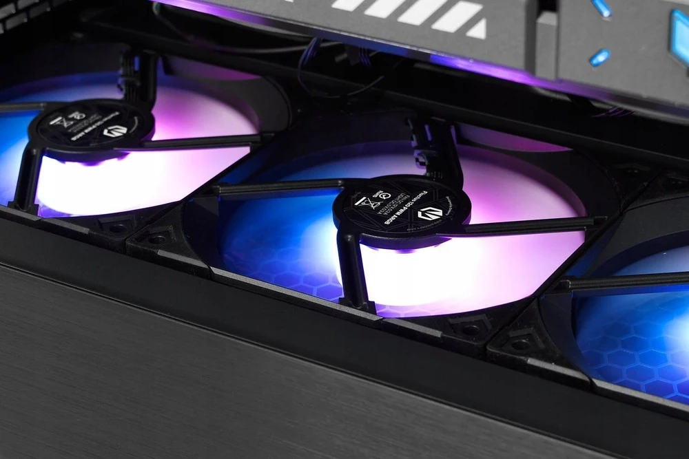 Stacionarus kompiuteris Level UP [C13] Ryzen 7 | RTX 5080 | 64GB | 2TB