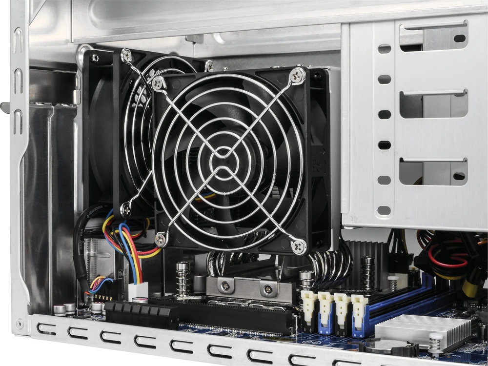 Komputer Shuttle XPC cube SB860R8 komputer typu barebone Sześcian Juodas Intel B860 LGA 1851 (Socket V1)