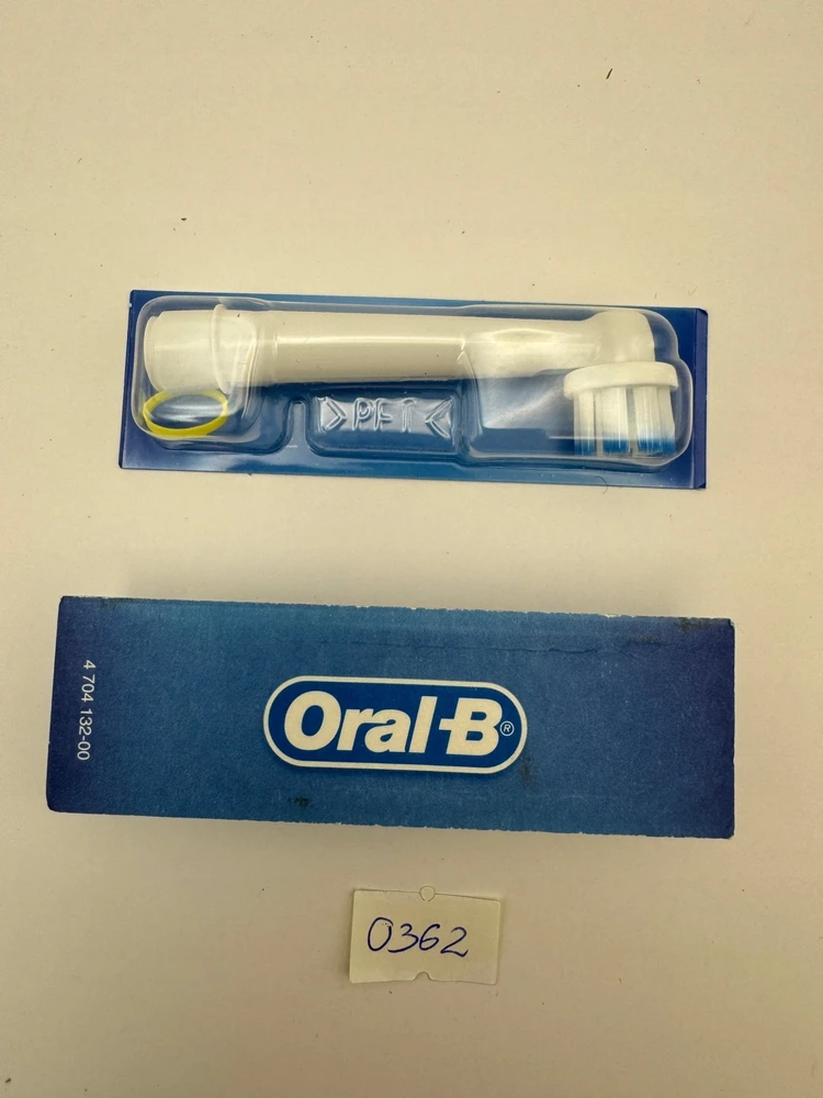 Braun Oral-B Pro Jautrus Clean šepetėlio galvutės 10 (baltos, supaprastinta išorinė pakuotė)