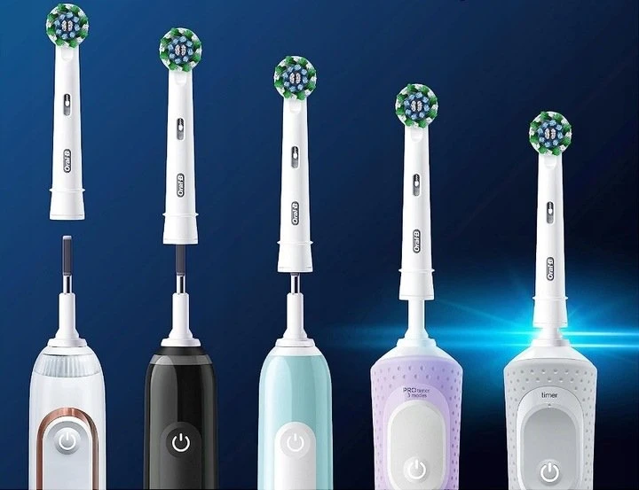 „Oral B Pro Cross Action“ dantų šepetėlio galvutės – baltos – 5 vnt.