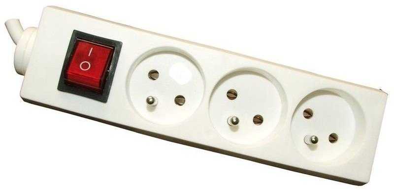 Konnoc DX-3FS 5m trijų lizdų maitinimo laidas su jungikliu
