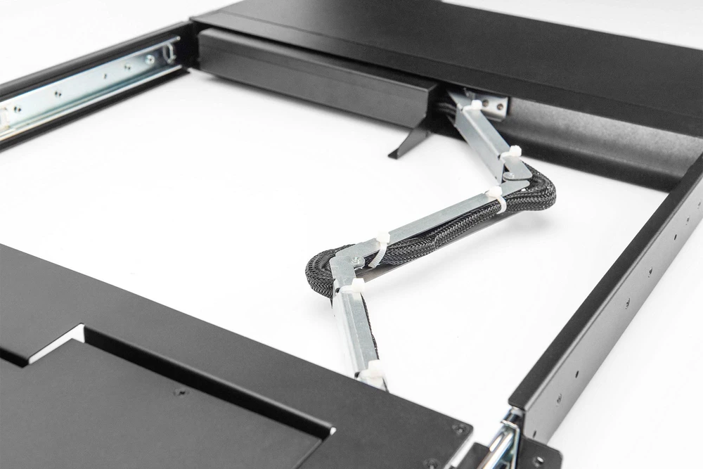 Konsolė KVM Digitus KVM 17'' TFT Konsolė GE Klaviatūra