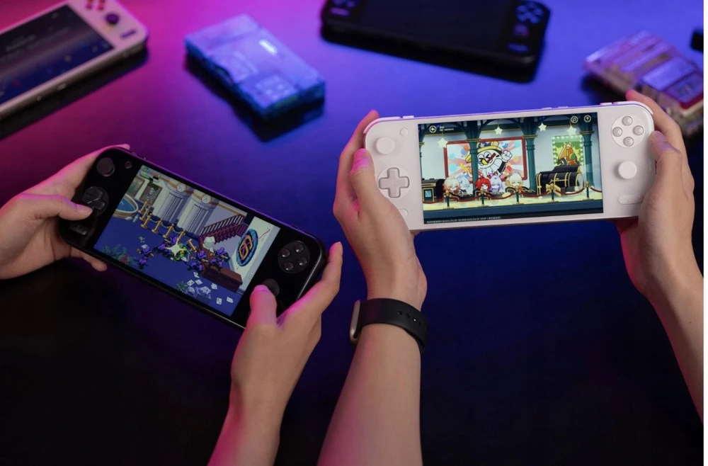 Ayaneo S2 Pro Snapdragon G3 Gen.3 16GB/512GB Baltas Portable Console