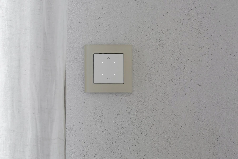 Kontakt Simon RAM.5-KR.LINE JUODA MAT SIMON55