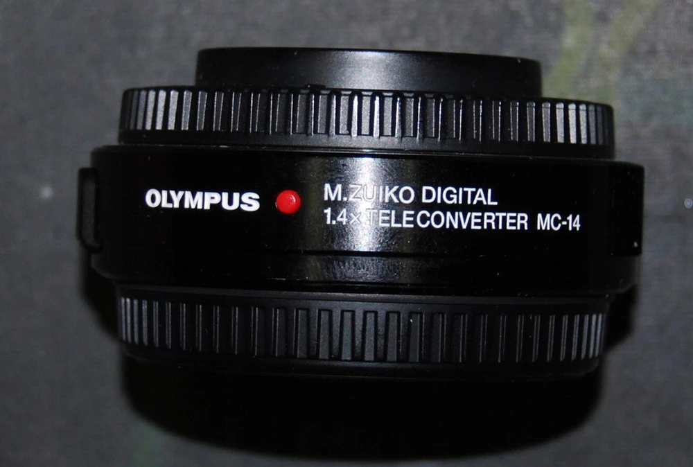 Olympus MC-14(W)V JUODA OM V335560BW000