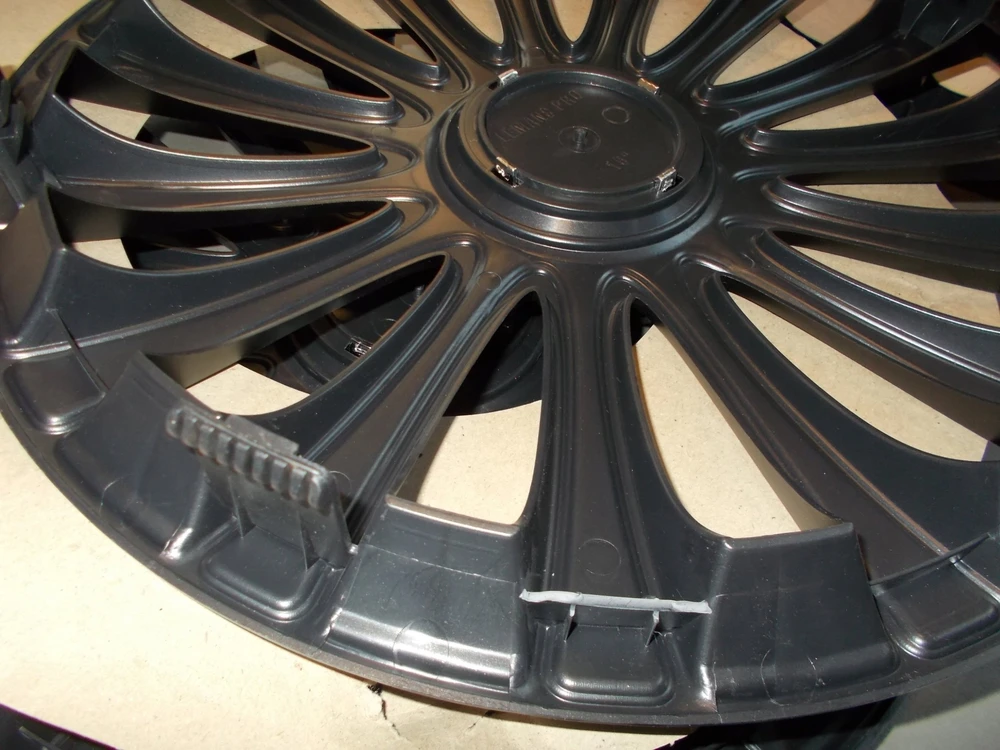 „Kołpak Michelin“ ratlankių gaubtai 16 colių – 4 vnt.