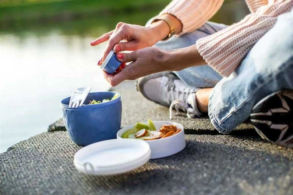 Pusryčiai, indelis salotoms ir užpilui BENTOBOX L, 3 vnt., KOZIOL
