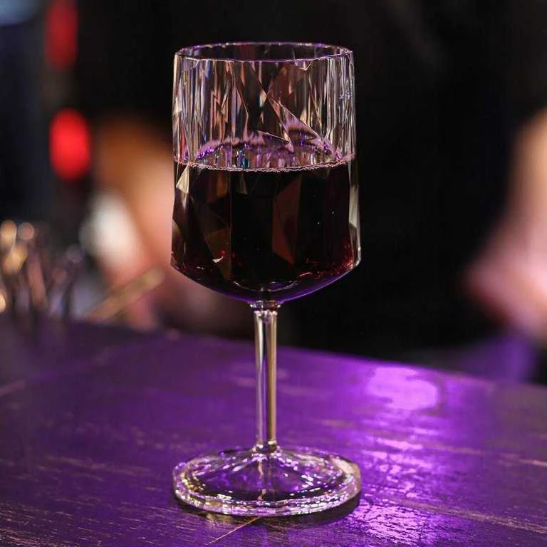 Raudonojo vyno taurės CLUB NR. 21 superstiklas, 250 ml, 2 vnt., KOZIOL