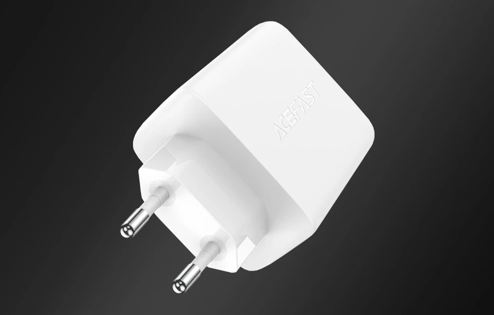 Acefast A41 sieninis įkroviklis, 2x USB-C + USB, GaN 65W (balta)