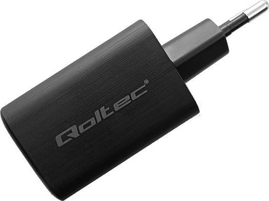 QOLTEC 50766 GaN ULTRA 65W charger / 5-20V / 2.25 3.25A / 1 x USB type C PD / 1x USB / Juodas