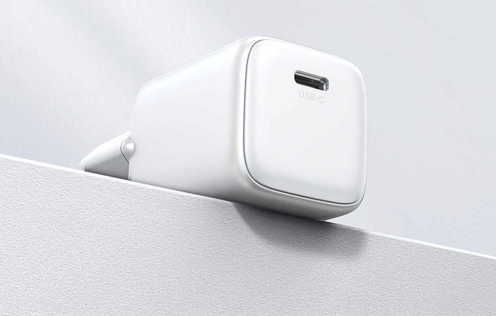 Mini greitasis įkroviklis Ugreen GaN USB C 30W, CD319 Nexode, Baltas