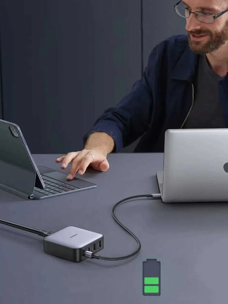 Nexode įkroviklis UGREEN CD327, 2x USB-C, 2x USB-A, GaN, 65W (pilka)