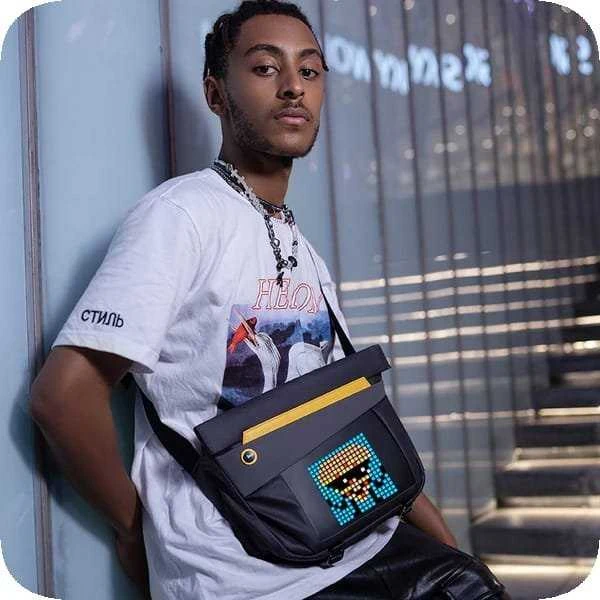 Divoom Pixoo Sling Bag V Premium Laikapstākļu izturīga soma ar Led Pixel Art Displeju & App vadību Melna