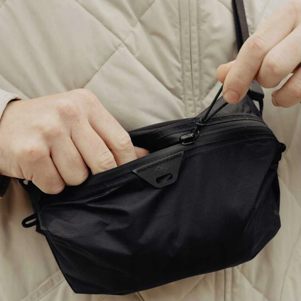 „Peak Design“ – „Eclipse Ultralight“ pakavimo kubas – labai mažas