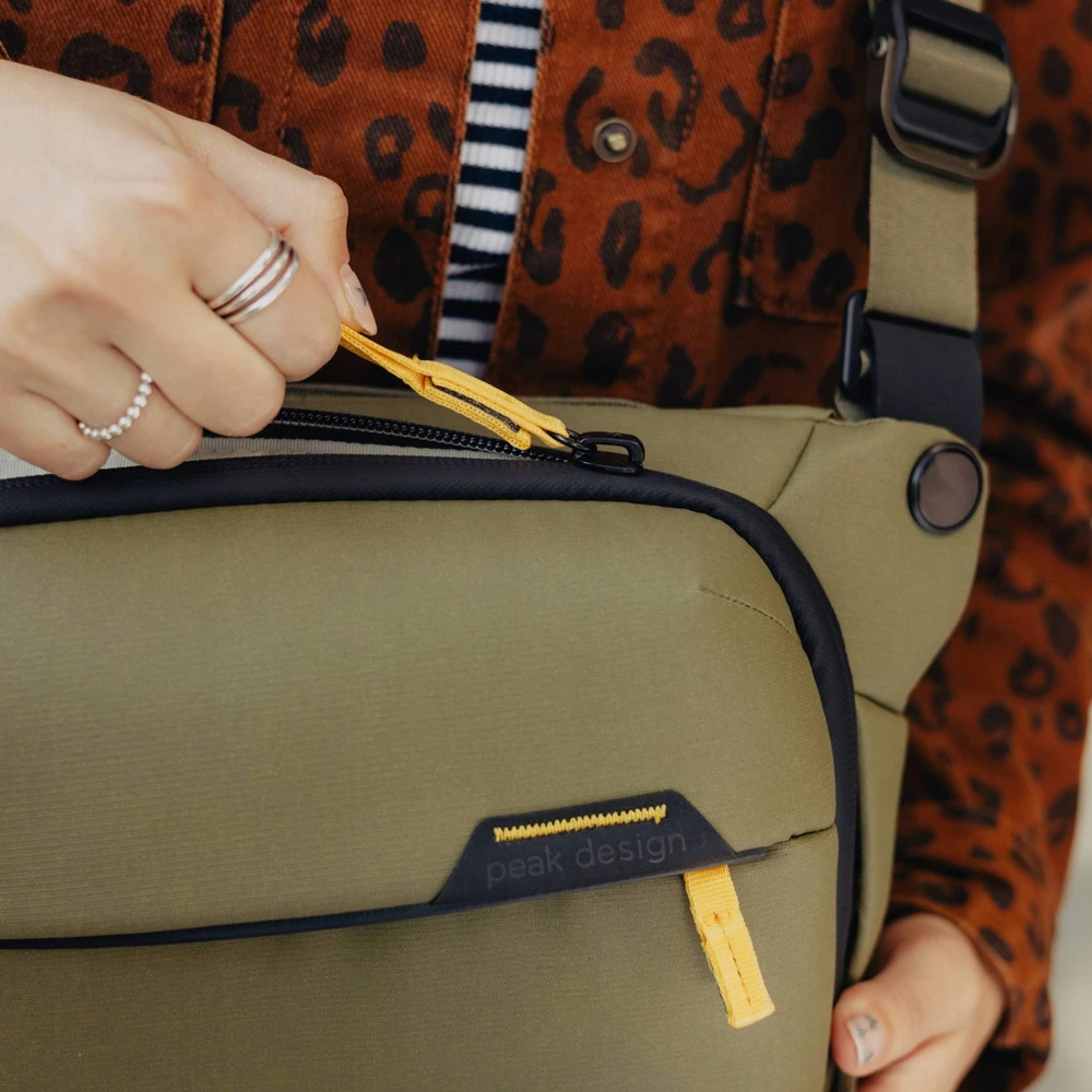 Krepšys Peak Design Everyday Sling V2 3L, ruda